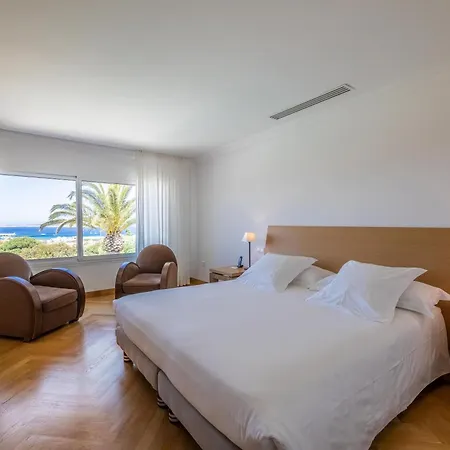 La Calvi Hotell 5*