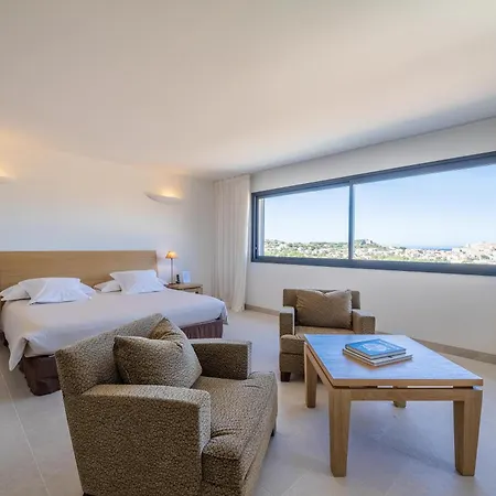 Hotell La Calvi