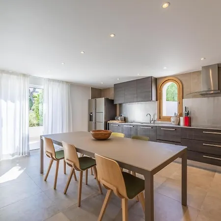 La Hotel Calvi (Corsica)