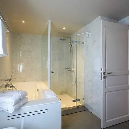 La Hotel 5*
