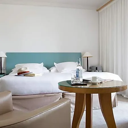 La Hotel Calvi (Corsica)