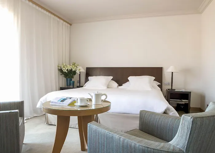 La Hotel Calvi (Corsica)