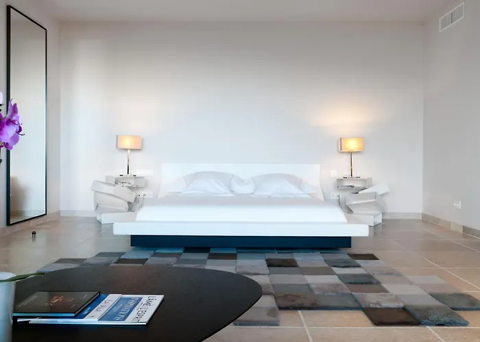 La Hotel Calvi (Corsica)